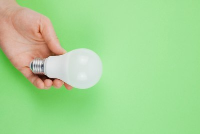 Світлодіодні лампи: Енергоефективність та Сучасне Світло у Вашому Будинку
