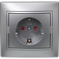 Розетка 1-я с/з внутренняя с защитой от детей серый металлик LEZARD Mira 701-1010-124B