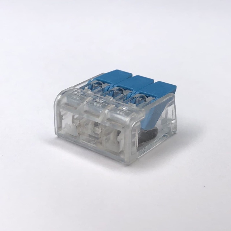 Клемма соединительная (3-я) 450V (синие флажки) "LEMANSO" LMA2610