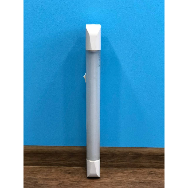 Люмінесцентний світильник PLUS/10W/білий/T8 Vito Light