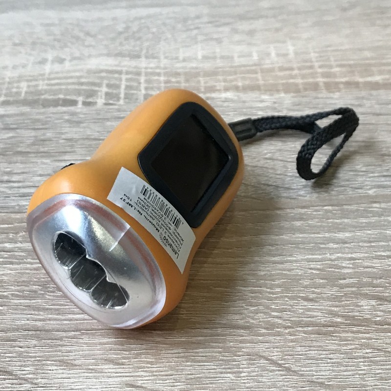 Фонарик 3 LED + солнечная батарея коричневый "LEMANSO" LMF37