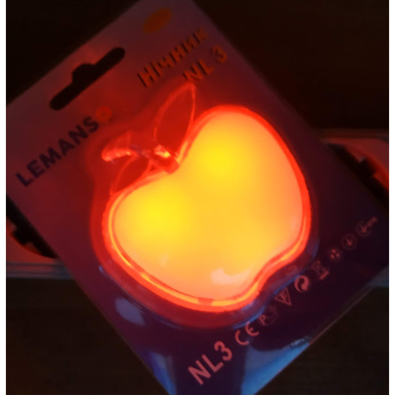 Нічник Яблуко червоний 3 LED "LEMANSO" NL3