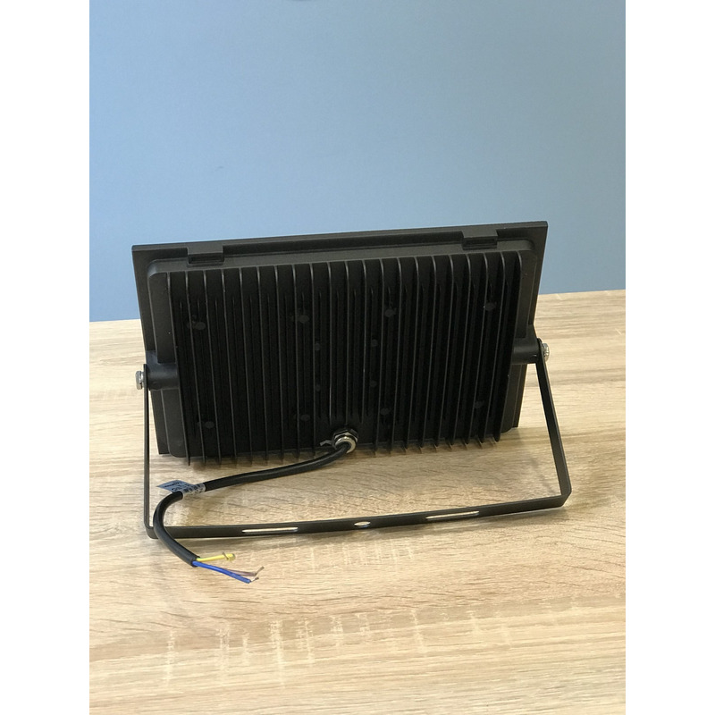 Прожектор светодиодный LED SMD 100w 6500K IP65 6800LM чёрный "LEMANSO" LMP9-104