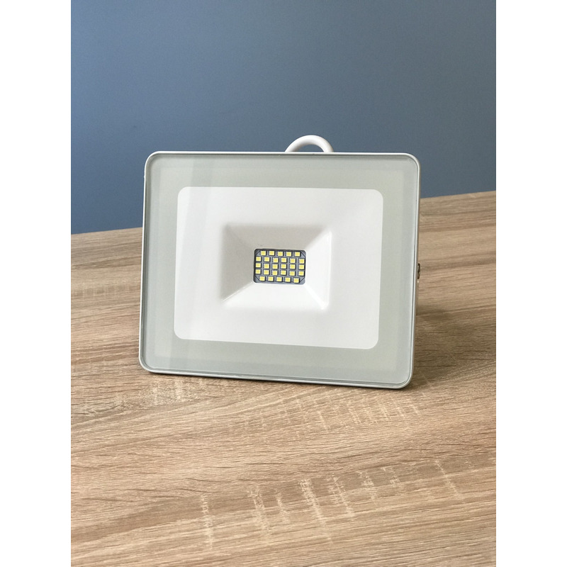 Светодиодный прожектор 10W SMD белый "Q-MAX"