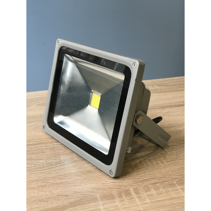 Прожектор светодиодный LED 30w 6500K IP65 1LED серый "LEMANSO" LMP30