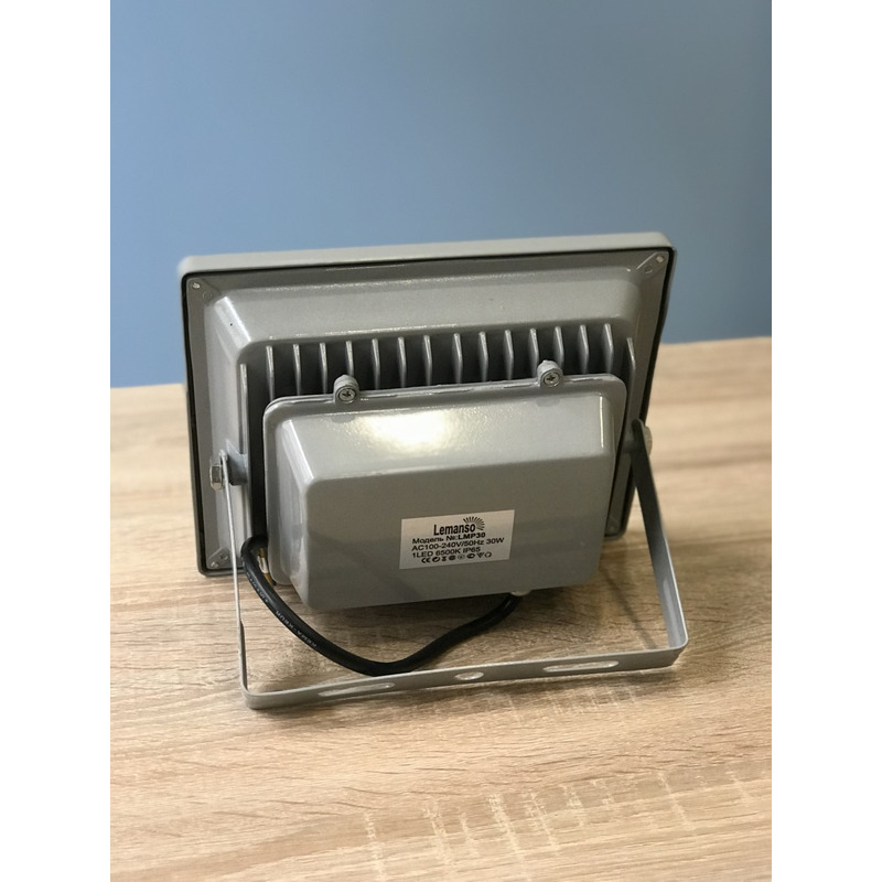 Прожектор светодиодный LED 30w 6500K IP65 1LED серый "LEMANSO" LMP30