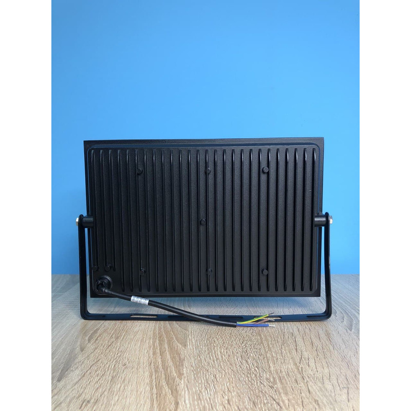 Прожектор светодиодный LED SMD 100w 6500K IP65 5600LM "Нептун" чёрный"LEMANSO" LMP72-100