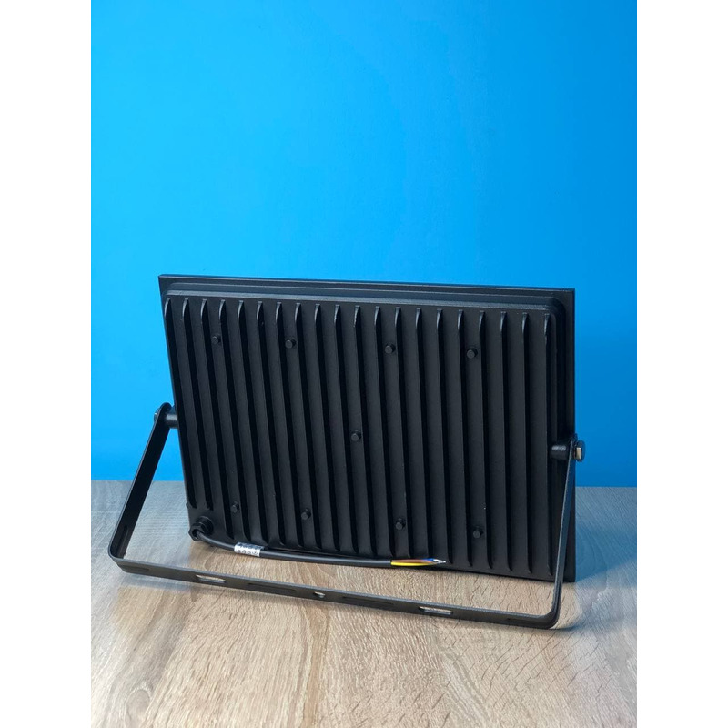 Прожектор светодиодный LED SMD 200w 6500K IP65 11200LM "Нептун" чёрный"LEMANSO" LMP72-200