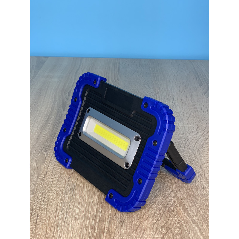 Прожектор LED 10W COB 750LM 6500K IP64 з акумулятором. чорно-синій "LEMANSO" LMP74-10