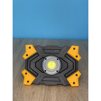 Прожектор LED 10W COB 930LM 6500K IP44 з акумулятором. жовто-чорний "LEMANSO" LMP85