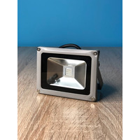 Прожектор светодиодный LED 10w RGB+пульт 6500K IP65 1LED "LEMANSO" LMP9-11 RGB