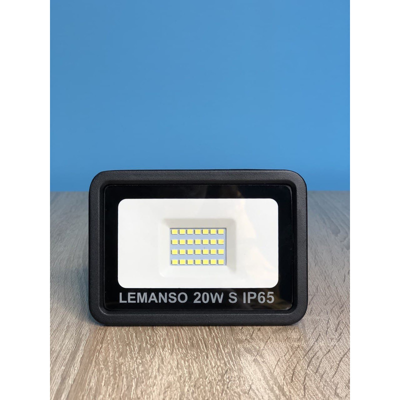 Прожектор светодиодный LED SMD 20w 6500K IP65 1440LM с микров.датчиком чёрный "LEMANSO" LMPS16-20